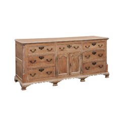 antique Chest-1680