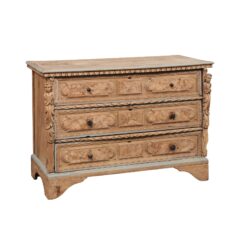 antique Chest-1683