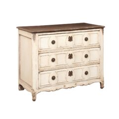 antique Chest-1685