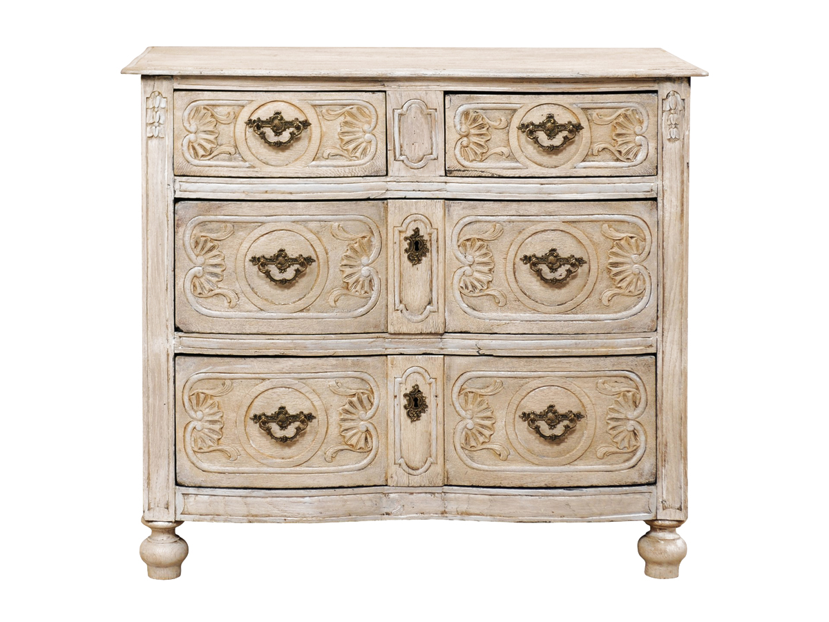 A French Carved & Scalloped Chest