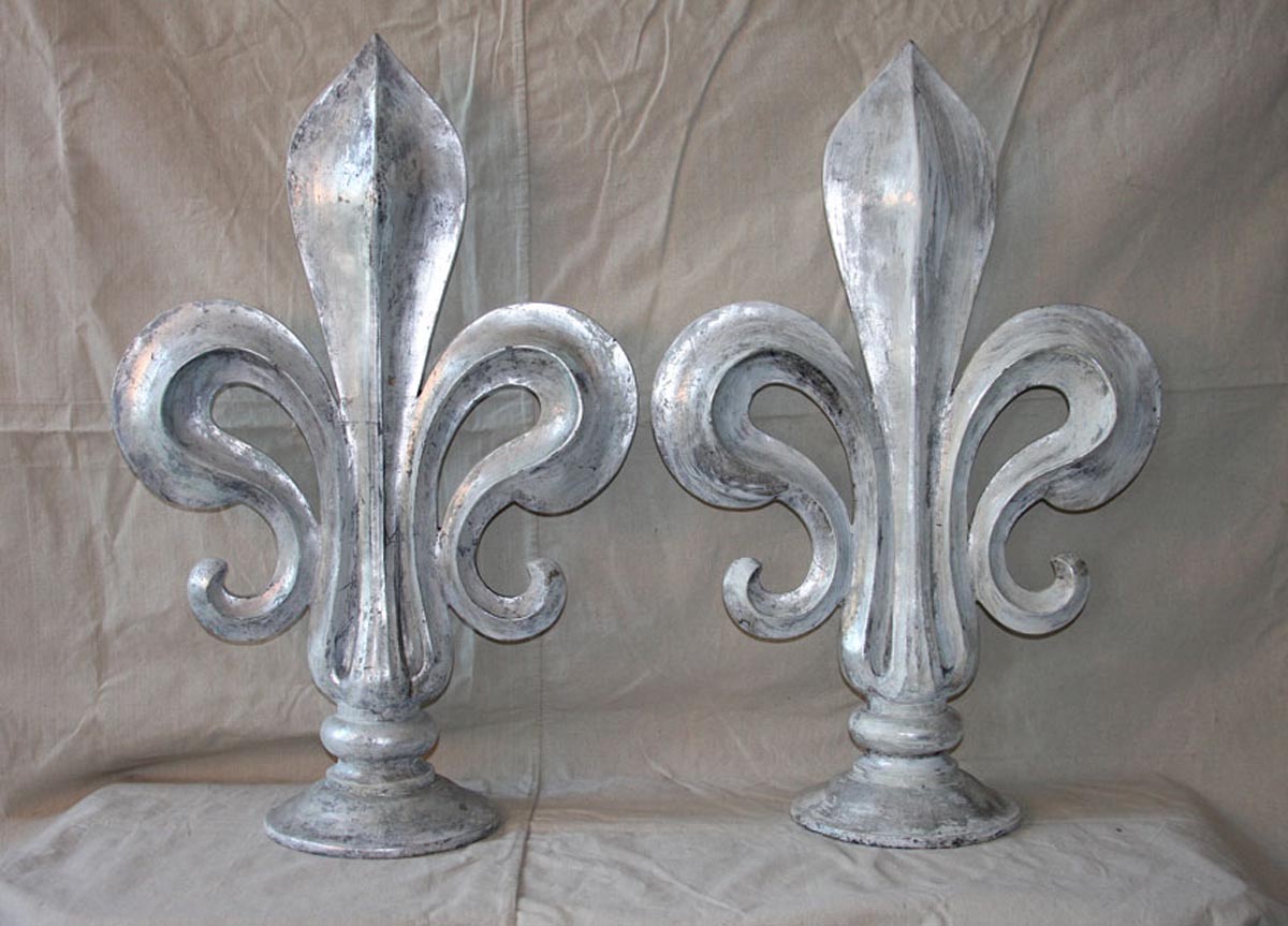 Pair Fleur de Lys Decorations, Large Size