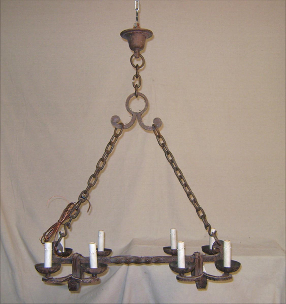 Nicely Suspended 8-Light Iron Chandelier