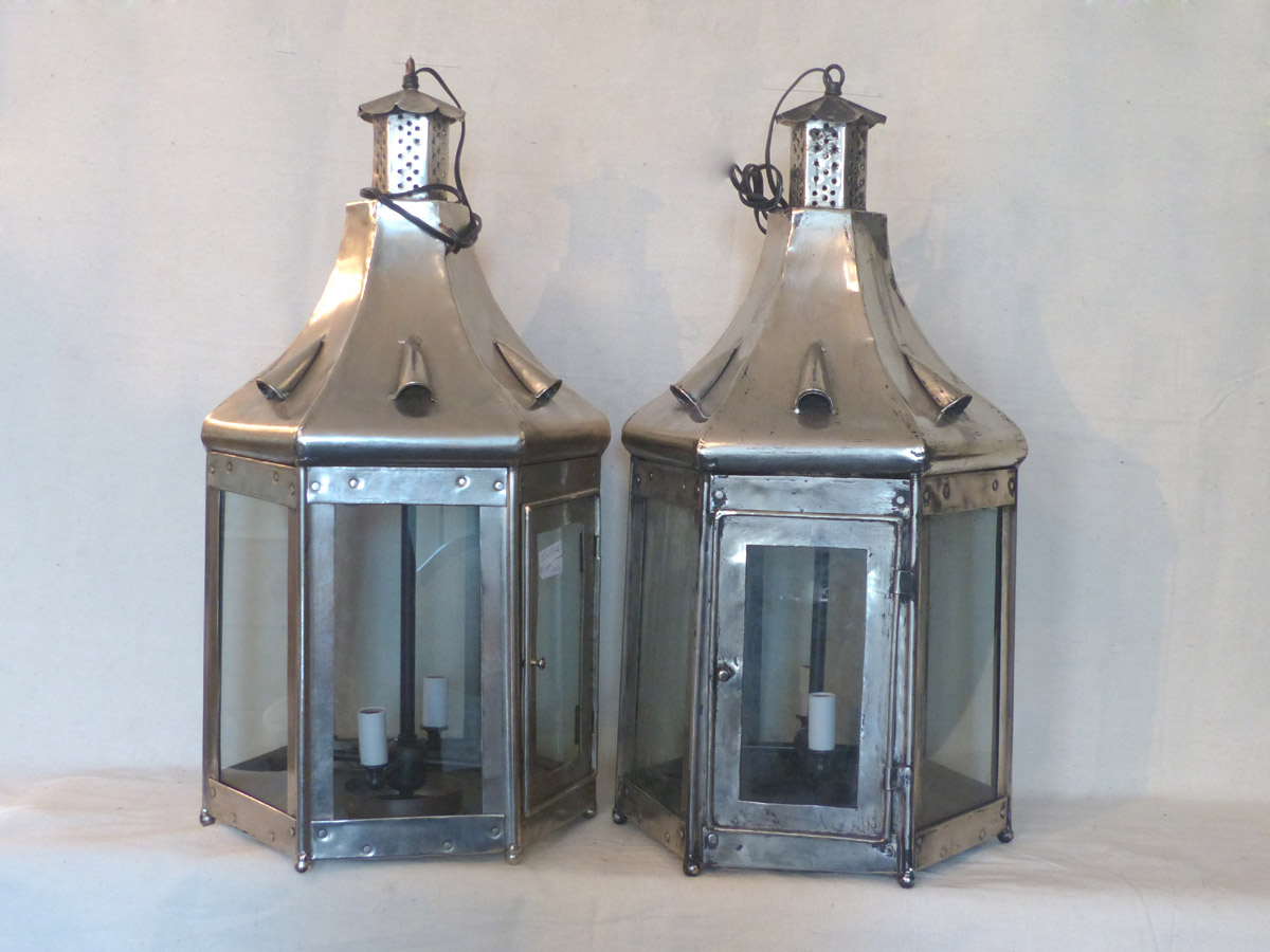 Single Silver Lantern