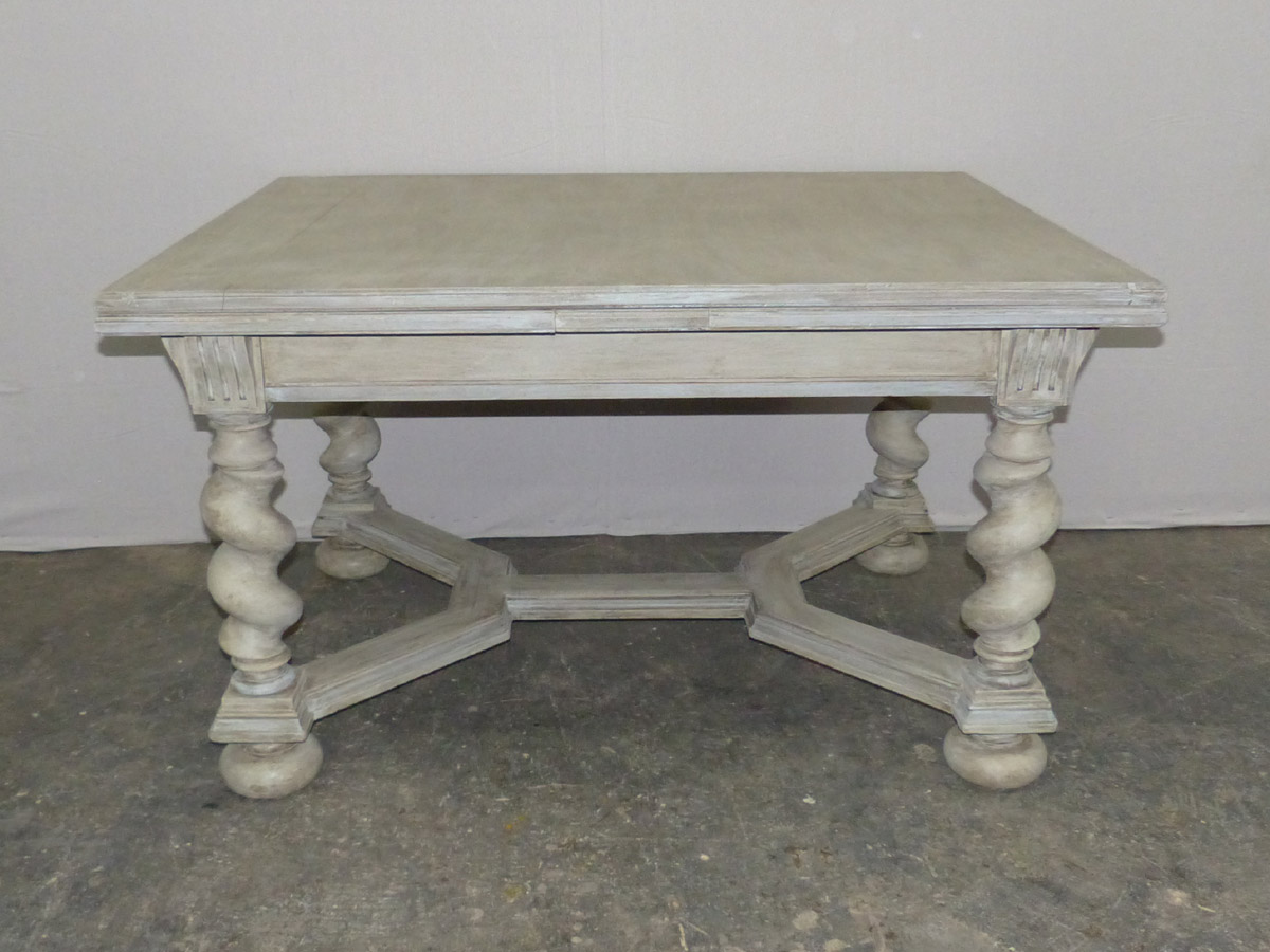 Swedish Baroque Style Table w/Leaves